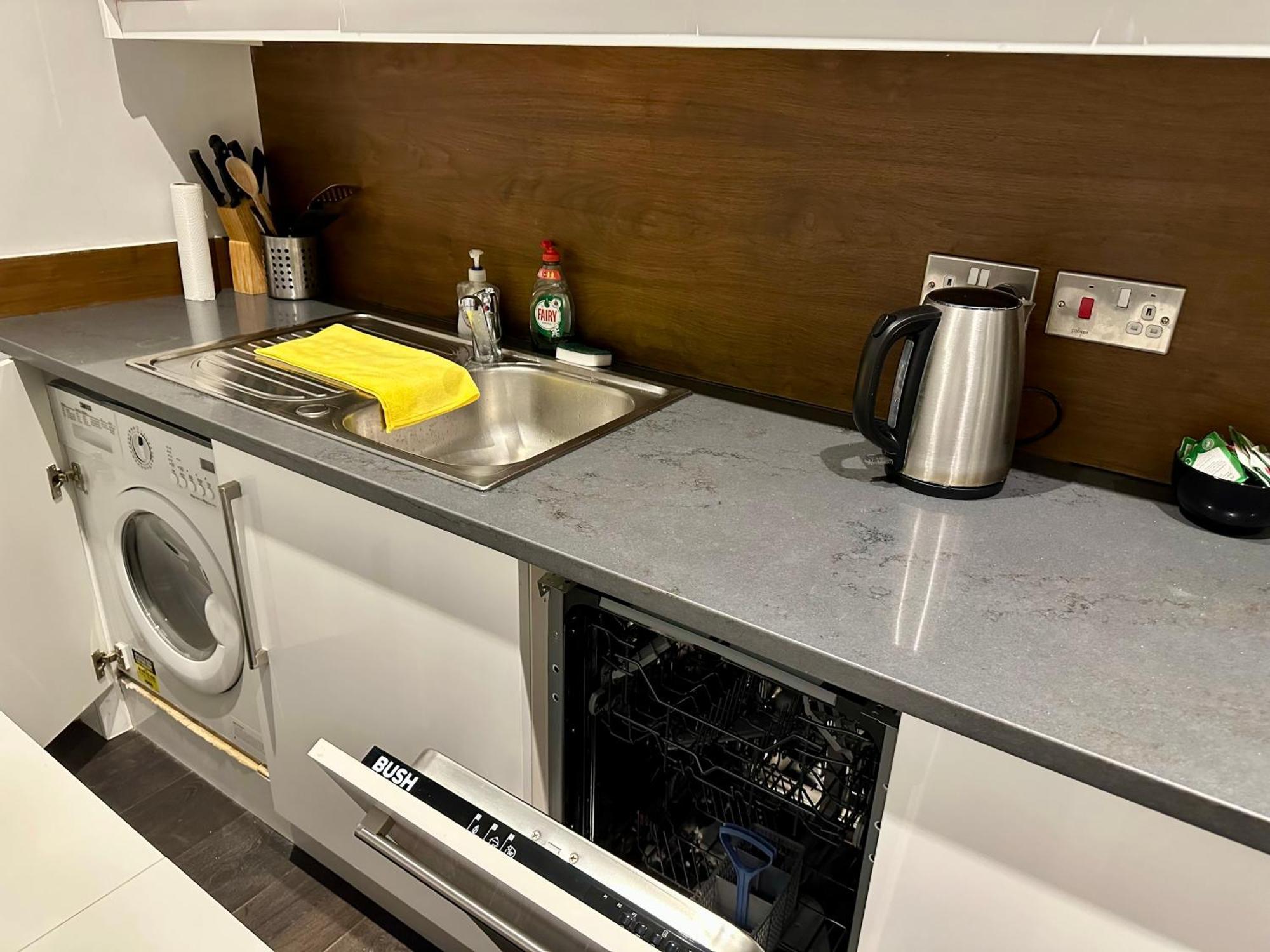 London Regent Apartments Εξωτερικό φωτογραφία